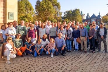 Mit einer großen Reisegesellschaft haben Mitglieder und Freunde der Stadtteilliste Oettingen (SLO) eine Fahrt in die historischen Städte Koblenz und Speyer unternommen.