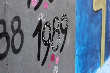 Das Bild zeigt einen Teil der Berliner Mauer 