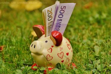 Das Bild zeigt ein Sparschweinchen