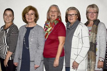 Von links: Karin Korbelka (Beisitzerin), Manuela Limbeck (stellv. Vorsitzende), Ursula Kneißl-Eder (stellv. Vorsitzende), Maja Pauer (Vorsitzende), Evelyn Peeters-Dehlau (Kassiererin), Britta Wülfing (Schriftführerin) und Lotte Hins (Beisitzerin)