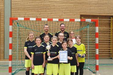 D-Juniorinnen mit Trainern