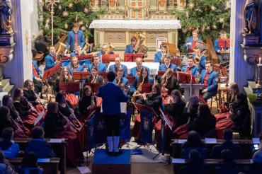 Das Weihnachtskonzert der Musikkapelle Wörnitzstein findet am Sonntag,  15. Dezember um 18 Uhr in der Sankt Martin