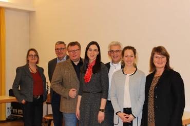 Das Bild zeigt die Referenten des kostenlosen Vortrages "(Um)Bauen im Ortskern".