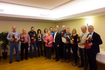 Folgende Mitarbeiter zählen zu den Jubilaren aus dem Jahr 2019 (von links): Richard Faaß (50 Jahre und Verabschiedung in den Ruhestand), Helmut Hahnemann (40 Jahre und Verabschiedung in den Ruhestand), Stefan Eireiner (30 Jahre), Carola Springer (25 Jahre), Nicole Härtle (20 Jahre), Theresia Mielich (40 Jahre), Erwin Schröppel (10 Jahre), Dieter Lessmann (Geschäftsführer), Michael Jaumann (10 Jahre), Markus Heindel (10 Jahre), Roland Gröner (25 Jahre), Mirjana Ibraimi (25 Jahre), Wolfgang Zapke (30 Jahre), 