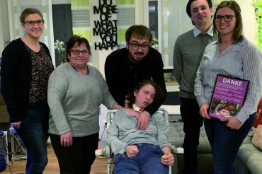 Auf dem Bild zu sehen (von links): Carolin Hotter, Theresia Deubler, Benjamin Frisch, Stefanie Deubler, Xaver Neureiter jun., Anna-Maria Rauwolf. 