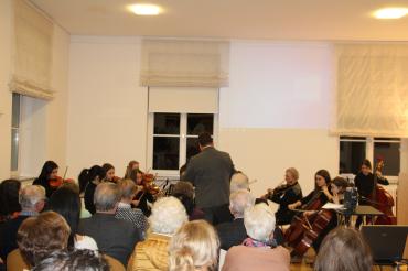 Das Bild zeigt die Gedenkfeier zum Holocaust-Gedenktag am THG Nördlingen.