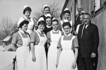 Schwesternschülerinnen