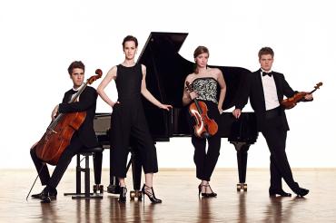 Das Bild zeigt das Notos Quartett.