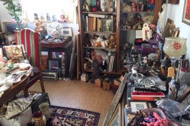 Zimmer mit Flohmarktware