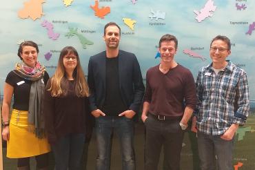 Auf dem Bild zu sehen (von links): Mitsou Schwair, Maggie Seuffert, Benjamin Grünbichler, Niels Pruin, Stefan Graßl. 