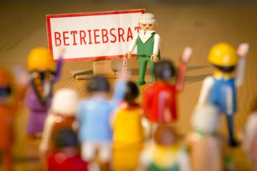 Betriebsräte sind das Sprachrohr der Belegschaft. Sie gestalten den Berufsalltag – von Pausenzeiten bis zur Unfallprävention – mit. In Kleinbetrieben gibt es aber noch viel zu wenige Arbeitnehmervertreter, kritisiert die NGG.
