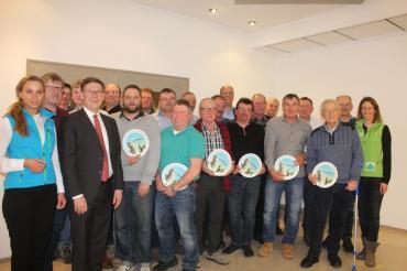 Auszeichnung wiesenbrüterfreundlicher Betriebe durch Landrat Stefan Rößle 
