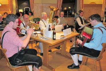 Aufspieln beim Wirt Ellgau