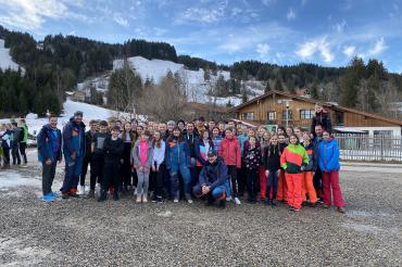 Rund 60 Kinder und Jugendliche des RSSC Nördlingen e.V. machten sich vergangenen Samstag im Rahmen der traditionellen Jugendfahrt auf den Weg nach Ofterschwang.