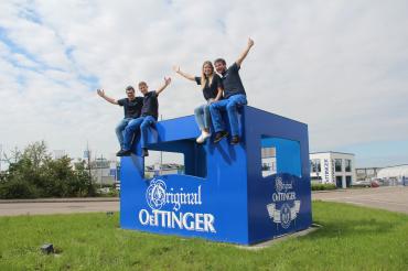 Die OeTTINGER Gruppe ist nicht nur einer der größten Brauer Deutschlands, sondern mit über 1.000 Beschäftigten auch ein bedeutender Arbeitgeber und äußert attraktiver Ausbilder für junge Mitarbeiterinnen und Mitarbeiter.