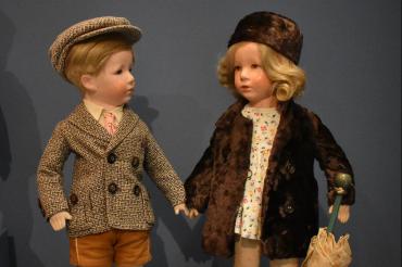 Zwei Puppen