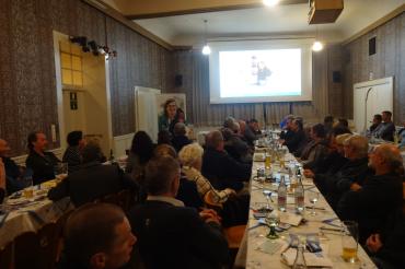 Unter großer Beteiligung zahlreicher interessierter Bürgerinnen und Bürger fand kürzlich die Wahlversammlung der CSU im Saal der Goldenen Gans in Oettingen statt. 