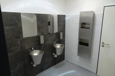 Die sanierte Toilette im Wörnitzparkhaus.