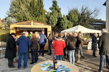 zahlreiche Bürger versammelten sich zum Feierabendplausch der Wemdinger CSU