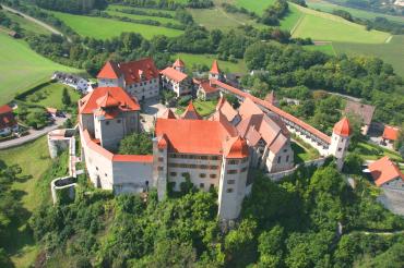Luftbild vom Schloss Harburg