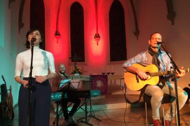 Tommy und Renate Bachmann und Oliver Schäfer bei der Liedermacher-Nacht