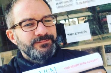 Nicolas Greno bei der Auslieferung