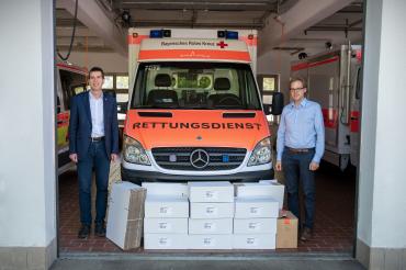 Arthur Lettenbauer, Kreisgeschäftsführer des Kreisverbandes Nordschwaben, (links) und Prokurist der Firma Gerlinger Friedrich Gerlinger (rechts)