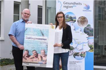 Herbert Schmidt und Julia Lux treiben die neue Online-Plattform im Landkreis voran. Foto: Gesundheitsregionplus Donau-Ries