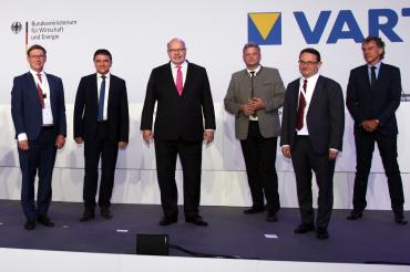 Landrat Stefan Rößle, CEO Herbert Schein, Bundeswirtschaftsminister Peter Altmaier, Staatssekretär Roland Weigert, Bundestagsabgeordneter Ulrich Lange, Mehrheitseigentümer Michael Tojner. 