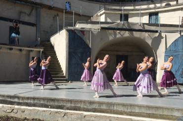 Tanzchoreographie auf der Freilichtbühne Alte Bastei