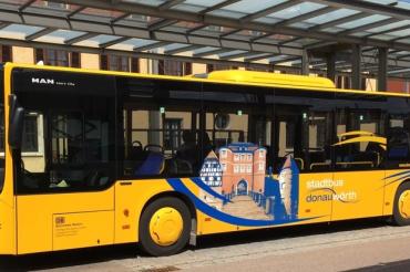 Kostenlos parken und kostenlos per Bus in Innenstadt: Diesen Service können Bürger und Besucher ab Montag (10.8.20) erstmals in Donauwörth nutzen