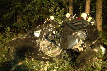 In der vergangenen Nacht verursachte ein 17-Jähriger einen Verkehrsunfall in Donauwörth. 