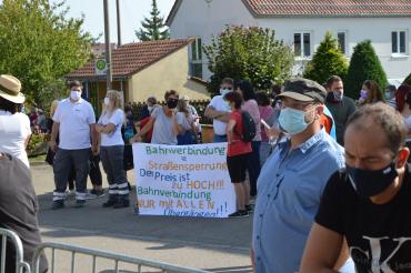 Hainsfarth kämpft für Erhalt des Bahnübergangs Heimostrasse. 