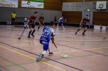 Auf dem Bild in Blau: Marek Sedelmeier (23) und Simon Hasenbank (25)