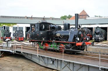 Lokomotive auf Drehscheibe im Bayerischen Eisenbahnmuseum in Nördlingen