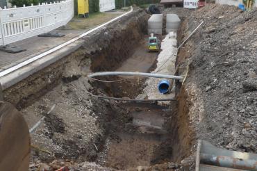Die aktuell laufende Sanierung der Entwässerungskanäle in der Klosterstraße von Auhausen ist der Auftakt zu weiteren Sanierungsmaßnahme und wird zugleich die kommende Gebührenkalkulation beeinflussen.