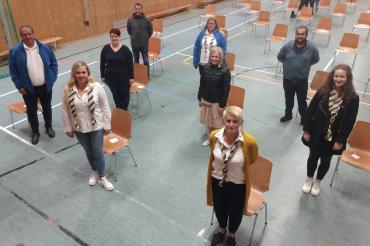 Das Bild zeigt die neu gewählte Vorstandschaft des CC Blaumeisen Huisheim von links: Volker Bobinger, Nadine Stegner, Julia Löffler, Markus Laminit, Jeannette zeuß, Christina Rettenmeir, Hannelore Seel, Kevin Köhler, Patrizia Michel