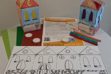 Mal- und Bastelbögen für ein Lichterhaus zum Luziatag sind ab sofort in der Städt. Tourist-Info im Donauwörther Rathaus erhältlich!