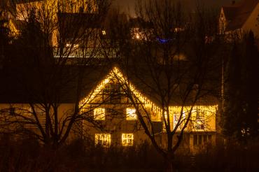 Weihnachtsbeleuchtung an der Wörnitz 