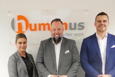 Das Bild zeigt die neue Prokuristen sowie den ernannten COO