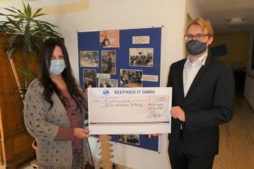 Auf dem Foto von links: Eva Kofler-Poplawsky, Florian Seefried