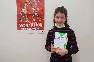 Das Bild zeigt die Gewinnerin Romy Scheuermann.