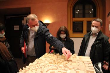 Gebert-Löfflad, Sigel, Eireiner und Puffer bei Modell des Eger-Viertels