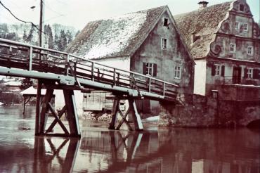 Das Bild zeigt die Bruckmühle Harburg.