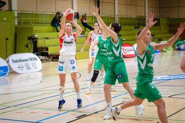 Das Bild zeigt die Angels gegen die flippo baskets.