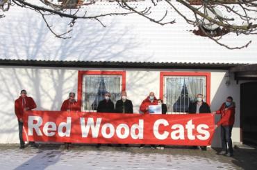 Das Bild zeigt von links: Klaus Berger, Erhard Witt, Gerhard Bierweiler, Friedrich Hertle, Enrico Wahl, Diana Wahl, Isidor Auernhammer und Joachim Meininger