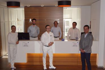 Das Bild zeigt Dr. Fatih Sahin, Dr. Dariush Afzali, Oberbürgermeister Jürgen Sorré Dr. Lukas Hanak, Dr. Robert Nissl, Dr. Helmut Fredrich.