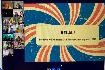 Fasching mal anders. Zusammen mit ihren Lehrern feiern die Fünftklässler des A-E-G online. 