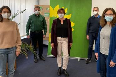 Das Bild zeigt die Stadtratsfraktion der Grünen in Donauwörth. 