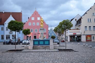 Das Bild zeigt die Wemdinger Altstadt.